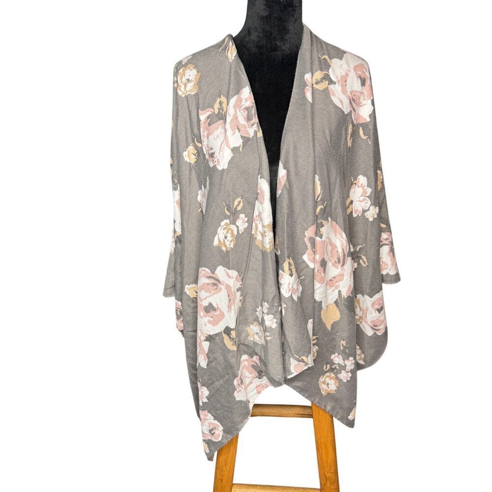 MixIt Women's One Size Fits All Gray Pink Floral Shawl Fall Winter Spring Casual